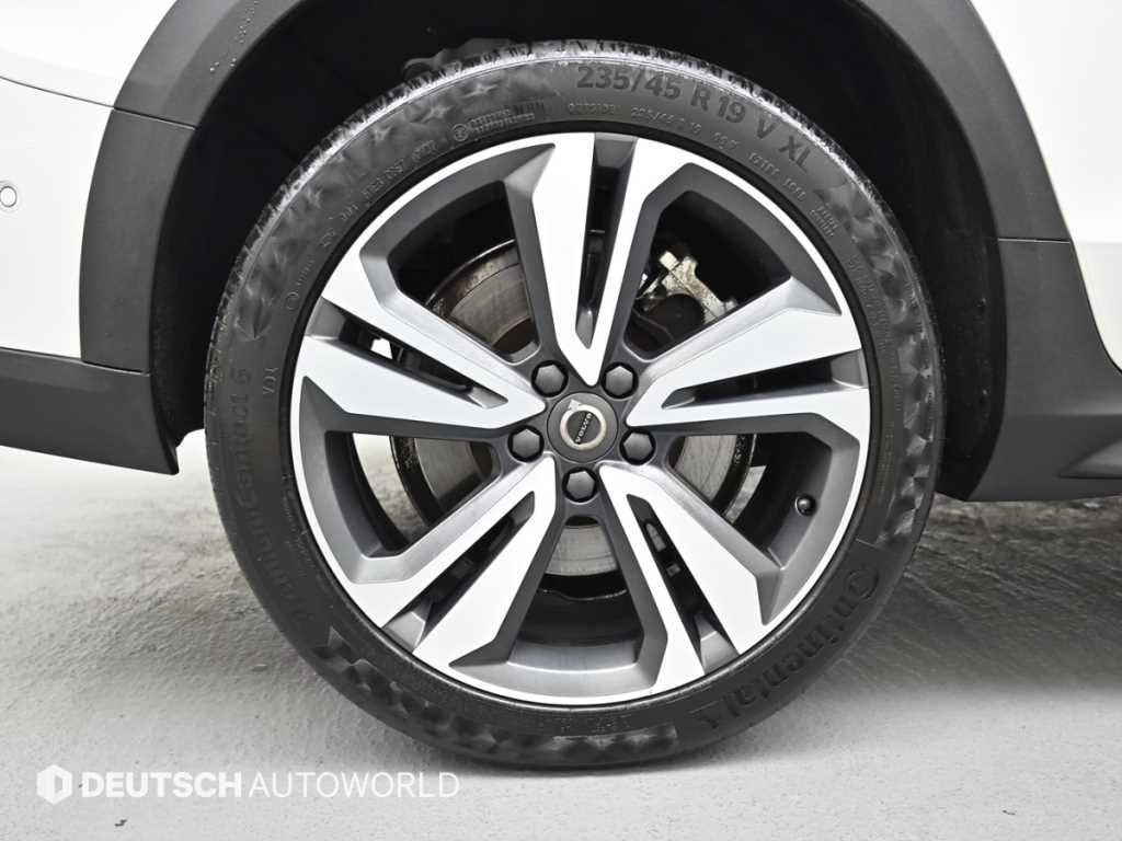 볼보 V60 V60 크로스 컨트리 2세대 2.0 B5 프로 AWD 이미지 5