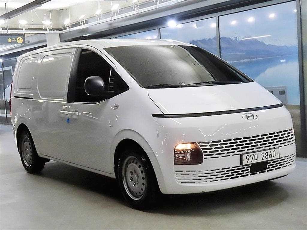현대 스타리아 2WD 디젤 카고 스마트 3인승 이미지 1