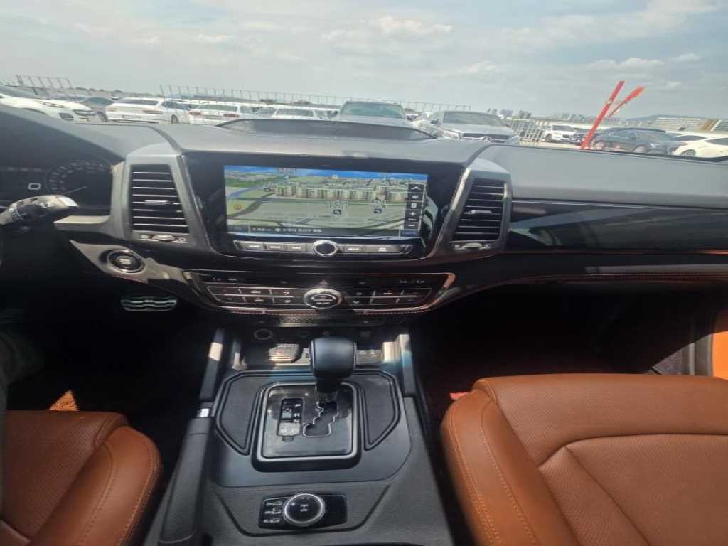 KG모빌리티(쌍용) 렉스턴 더 뉴 렉스턴 스포츠 칸 디젤 2.2 4WD 노블레스 이미지 17