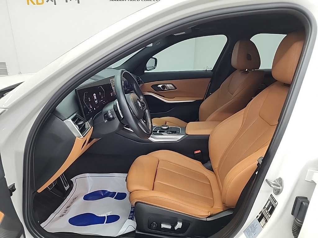 BMW 3시리즈 3시리즈 (G20) 320i M 스포츠 이미지 12