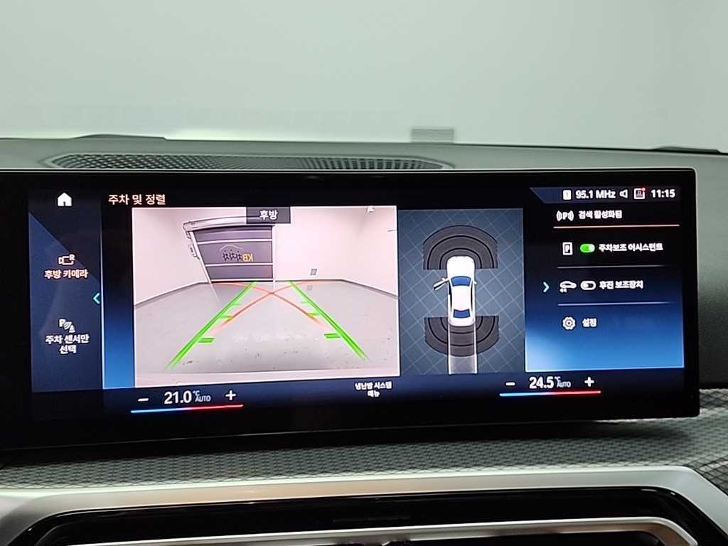 BMW 3시리즈 3시리즈 (G20) 320i M 스포츠 이미지 16