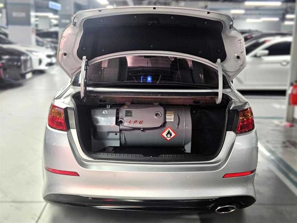 기아 K5 더 뉴 K5 2.0 LPI 디럭스 이미지 5