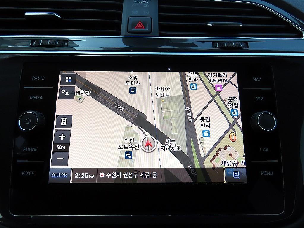 폭스바겐 티구안 티구안(2세대) 2.0 TDI 프레스티지 이미지 14
