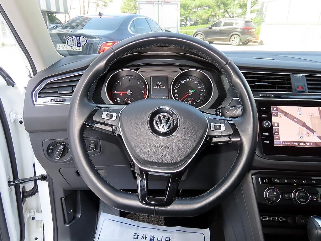 폭스바겐 티구안 티구안(2세대) 2.0 TDI 프레스티지 이미지 8