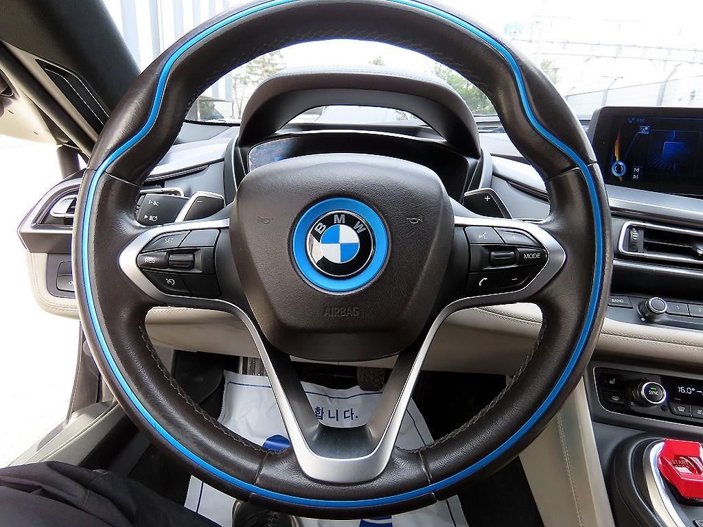BMW i8 BMW i8 쿠페 이미지 12