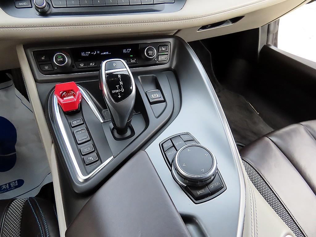 BMW i8 BMW i8 쿠페 이미지 15