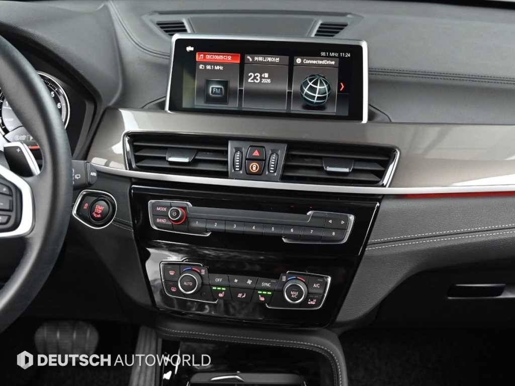 BMW X1 X1 (F48) xDrive 20i M 스포츠 이미지 14