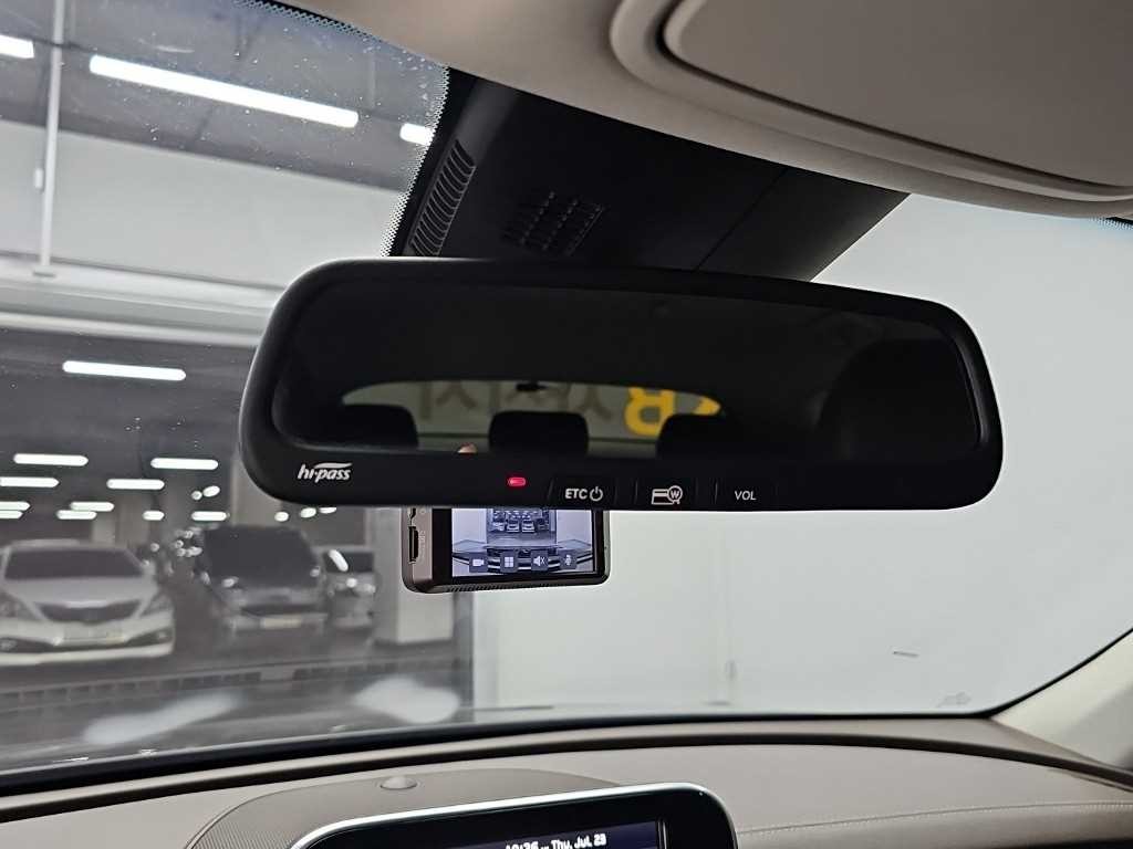 기아 스팅어 가솔린 2.0 터보 2WD 플래티넘 이미지 17