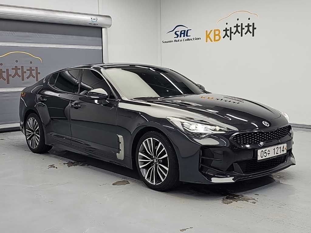 기아 스팅어 가솔린 2.0 터보 2WD 플래티넘 이미지 4
