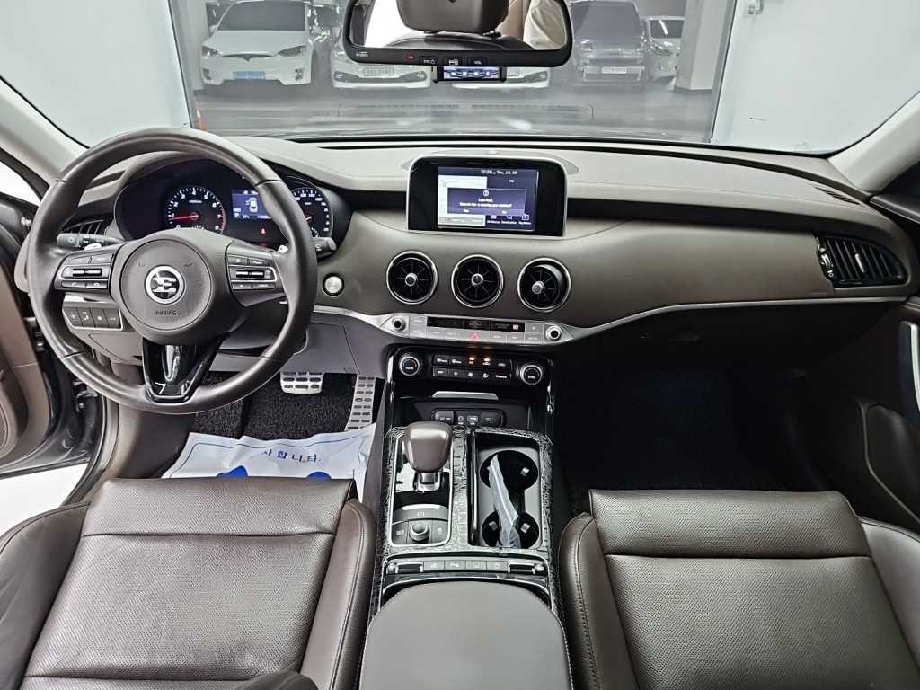 기아 스팅어 가솔린 2.0 터보 2WD 플래티넘 이미지 7