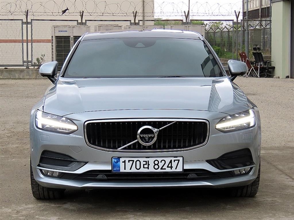 볼보 S90 D5 AWD 인스크립션 이미지 1