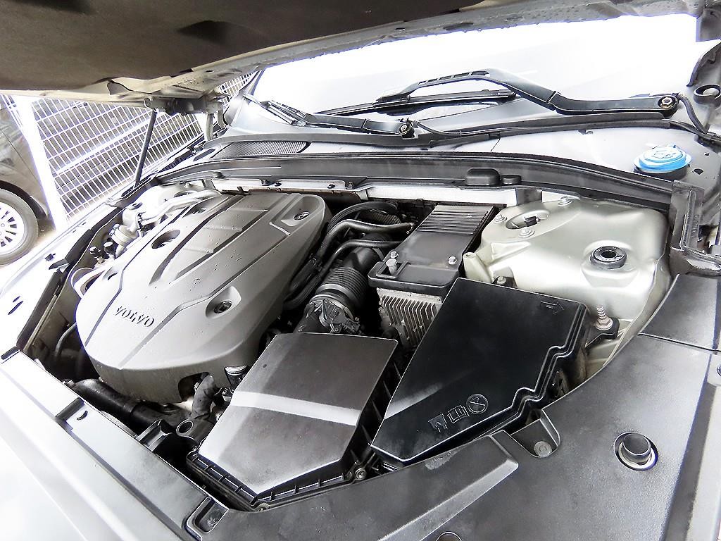볼보 S90 D5 AWD 인스크립션 이미지 19