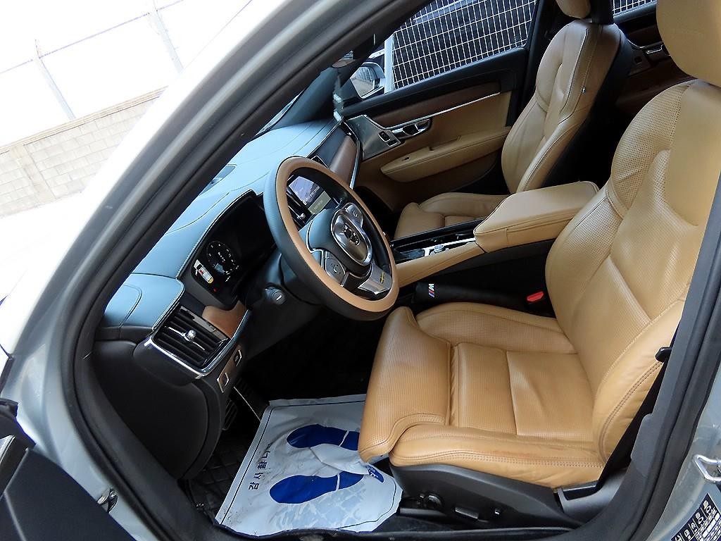볼보 S90 D5 AWD 인스크립션 이미지 5