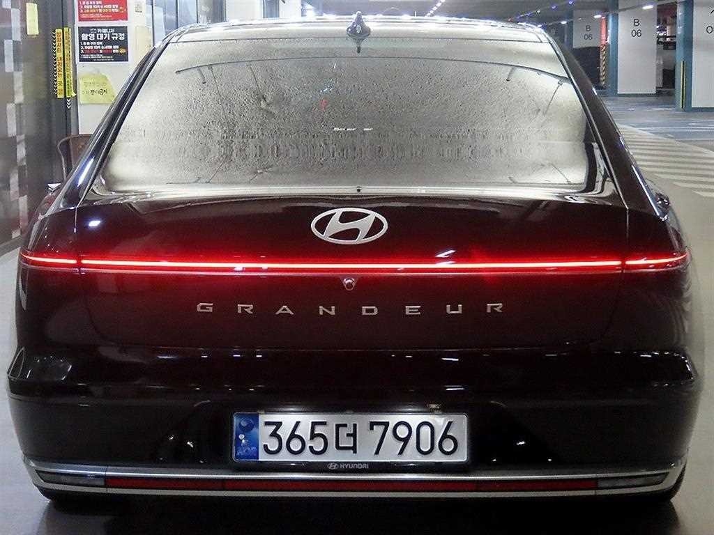현대 그랜저 그랜저 (GN7) 가솔린 2.5 2WD 프리미엄 이미지 5
