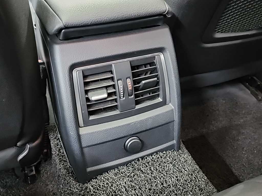 BMW 3시리즈 3시리즈 (F30) 320d 이미지 13