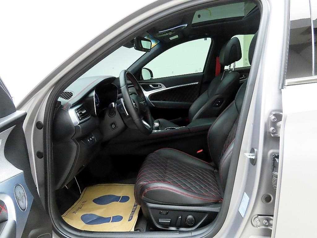 제네시스 G70 더 뉴 G70 가솔린 2.0T 2WD 이미지 13