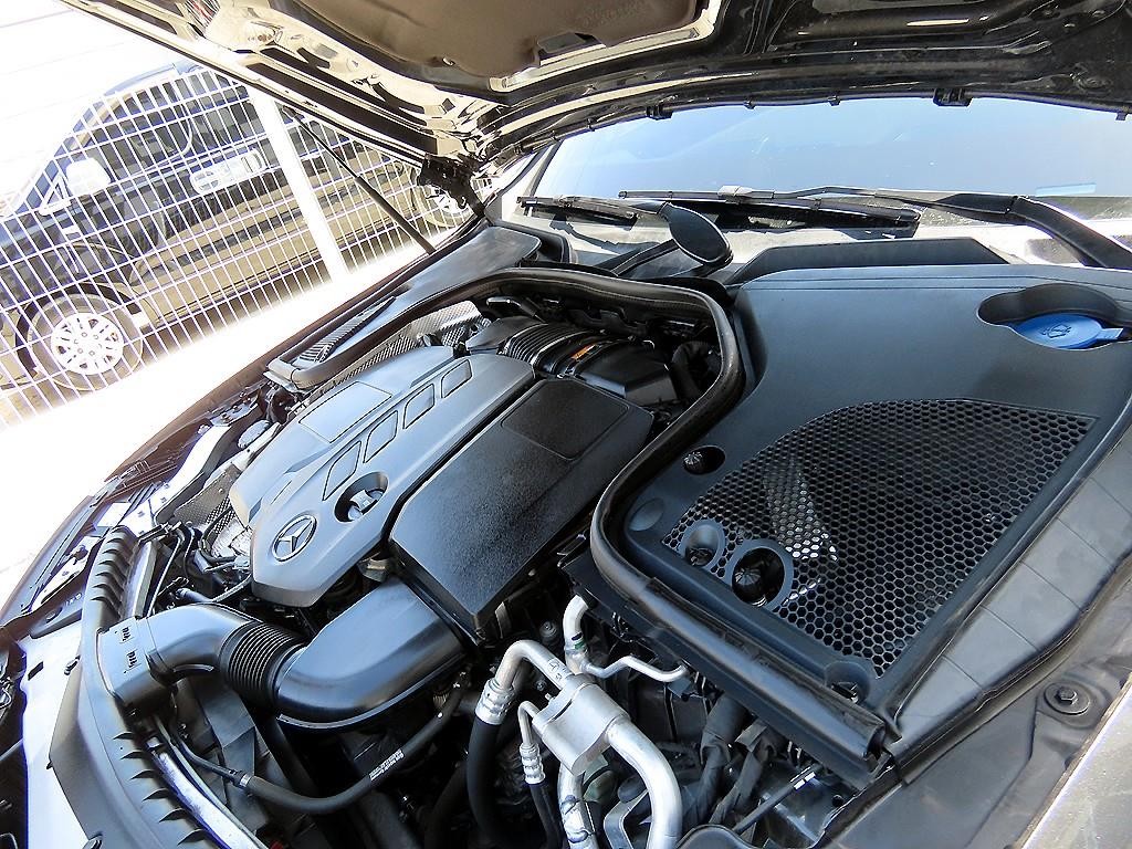 벤츠 E 클래스 E-클래스 W213 E220d 4MATIC AMG라인 이미지 19