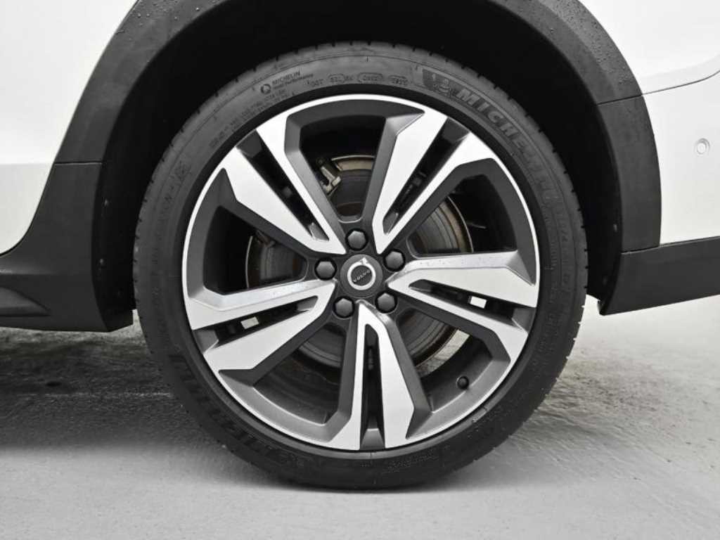 볼보 V60 V60 크로스 컨트리 2세대 2.0 T5 프로 AWD 이미지 5