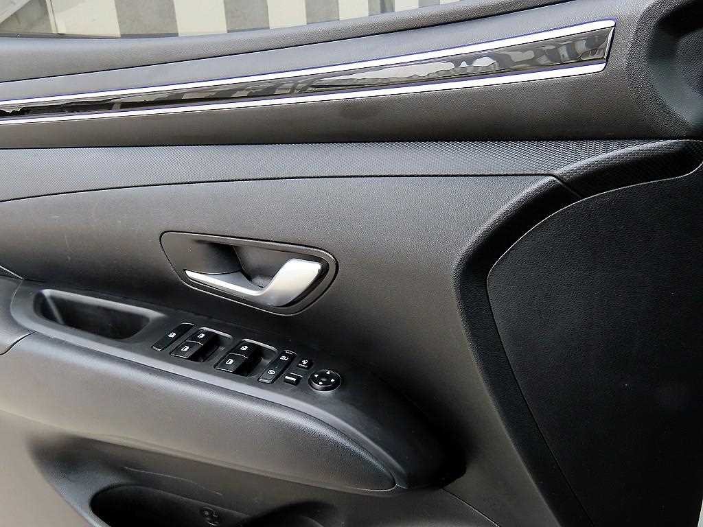 현대 투싼 투싼 (NX4) 가솔린 1.6 터보 2WD 모던 이미지 11