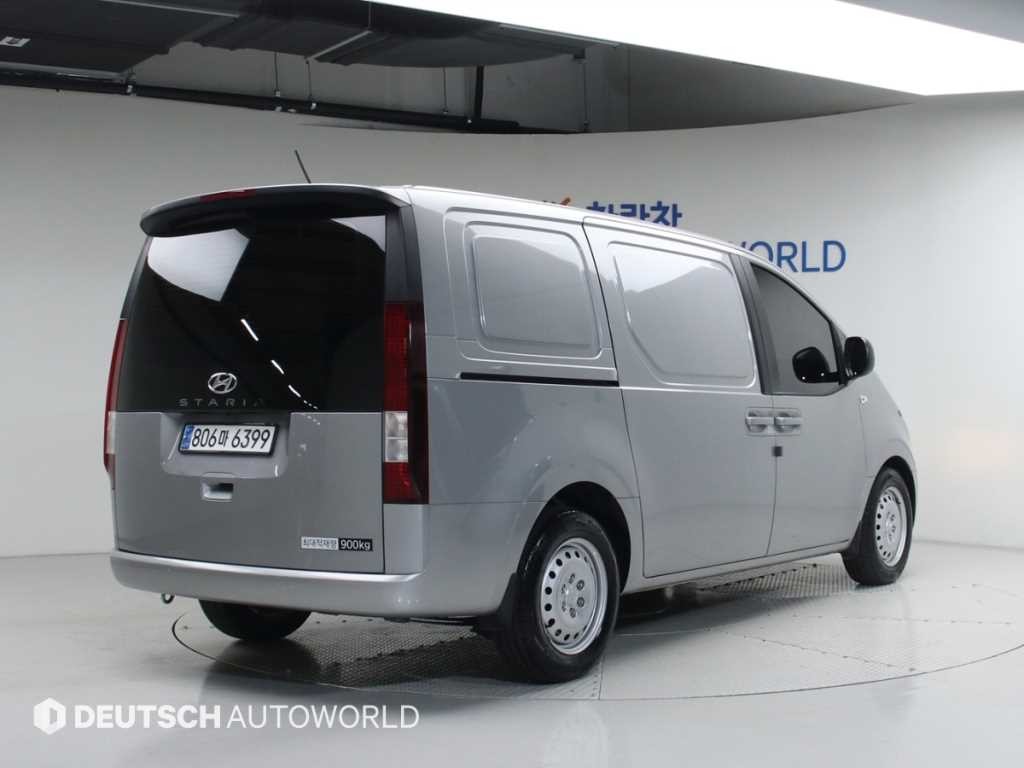 현대 스타리아 2WD 디젤 카고 스마트 3인승 이미지 2
