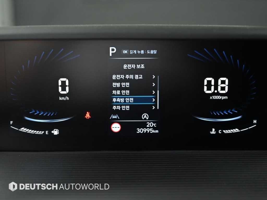 현대 스타리아 2WD 디젤 카고 스마트 3인승 이미지 8