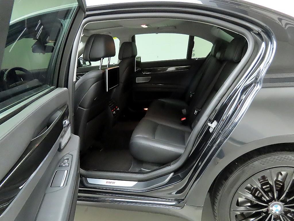 BMW 7시리즈 7시리즈 (F01) 750 Li xDrive 이미지 13