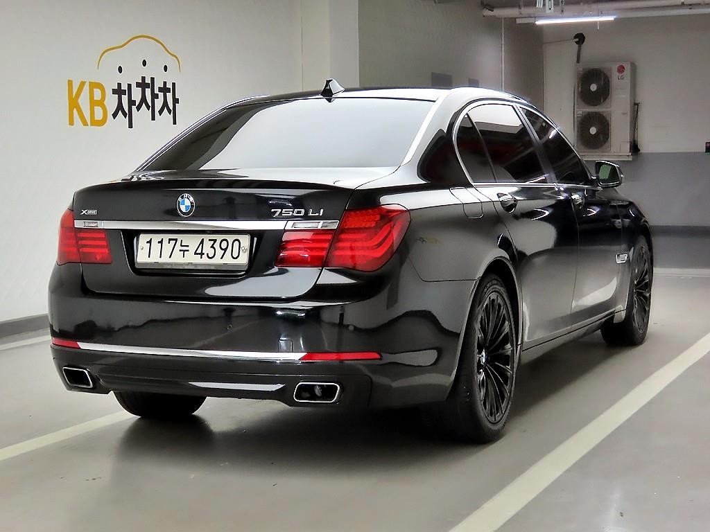 BMW 7시리즈 7시리즈 (F01) 750 Li xDrive 이미지 4