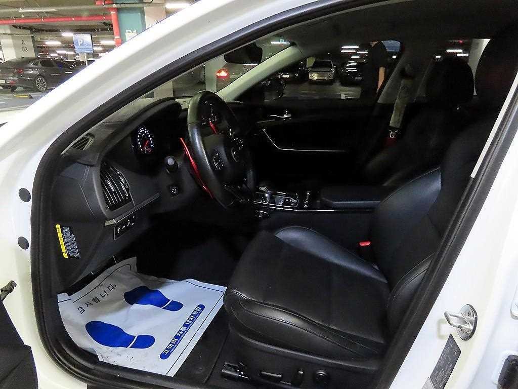 기아 스팅어 가솔린 2.0 터보 AWD 플래티넘 이미지 6