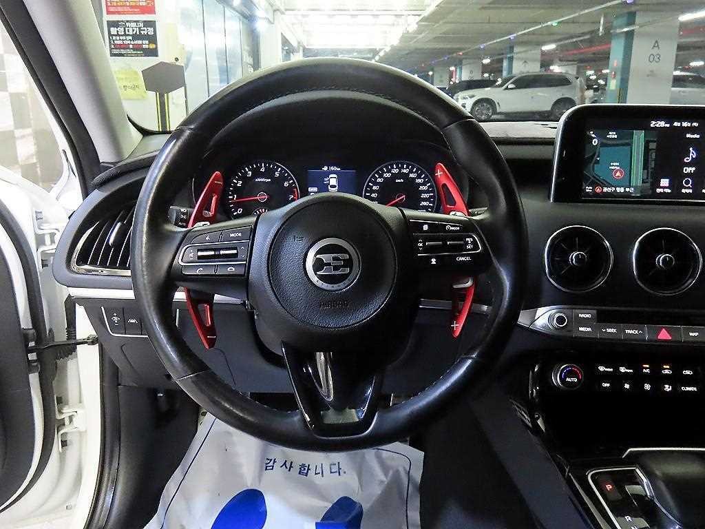 기아 스팅어 가솔린 2.0 터보 AWD 플래티넘 이미지 8