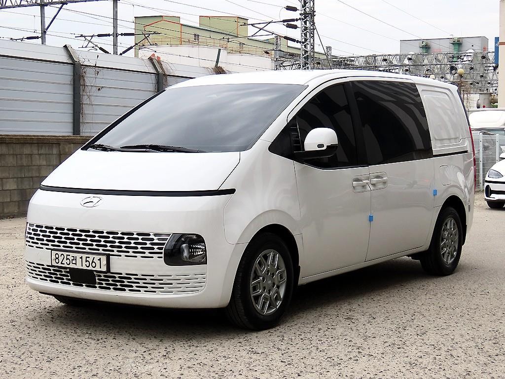 현대 스타리아 2WD 디젤 카고 모던 5인승 이미지 2