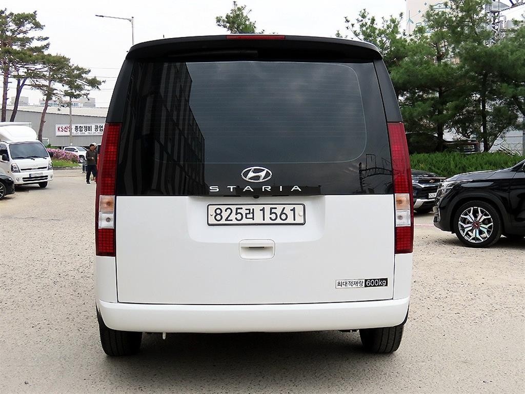현대 스타리아 2WD 디젤 카고 모던 5인승 이미지 4