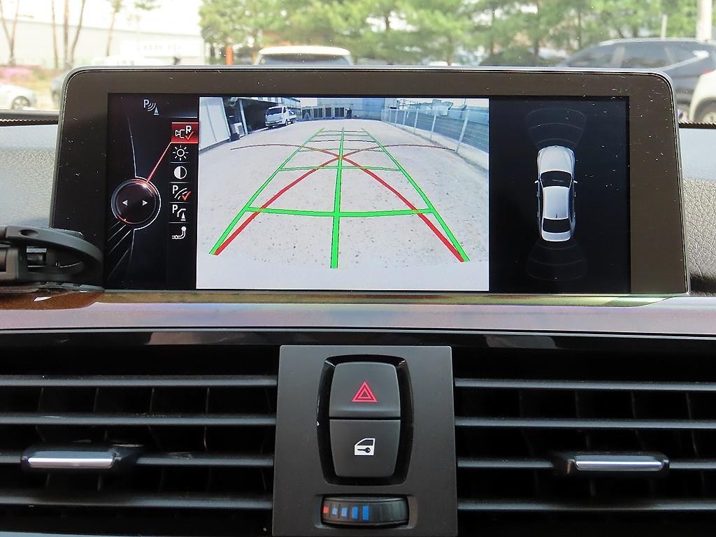 BMW 3시리즈 3시리즈 (F30) 320d xDrive 이미지 15