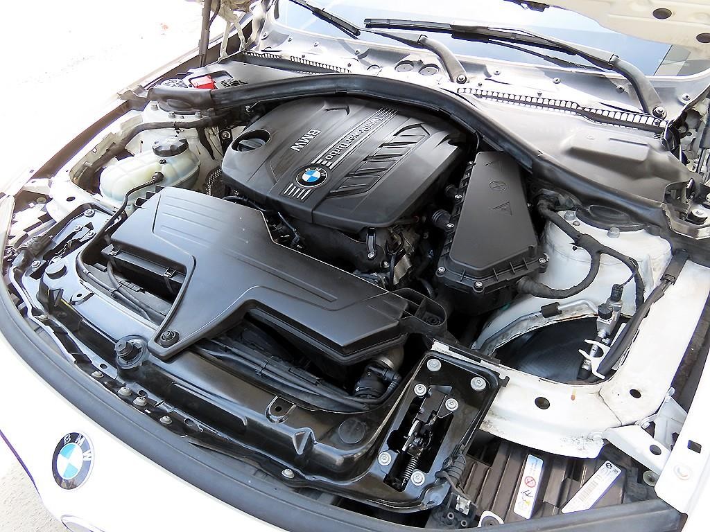 BMW 3시리즈 3시리즈 (F30) 320d xDrive 이미지 19