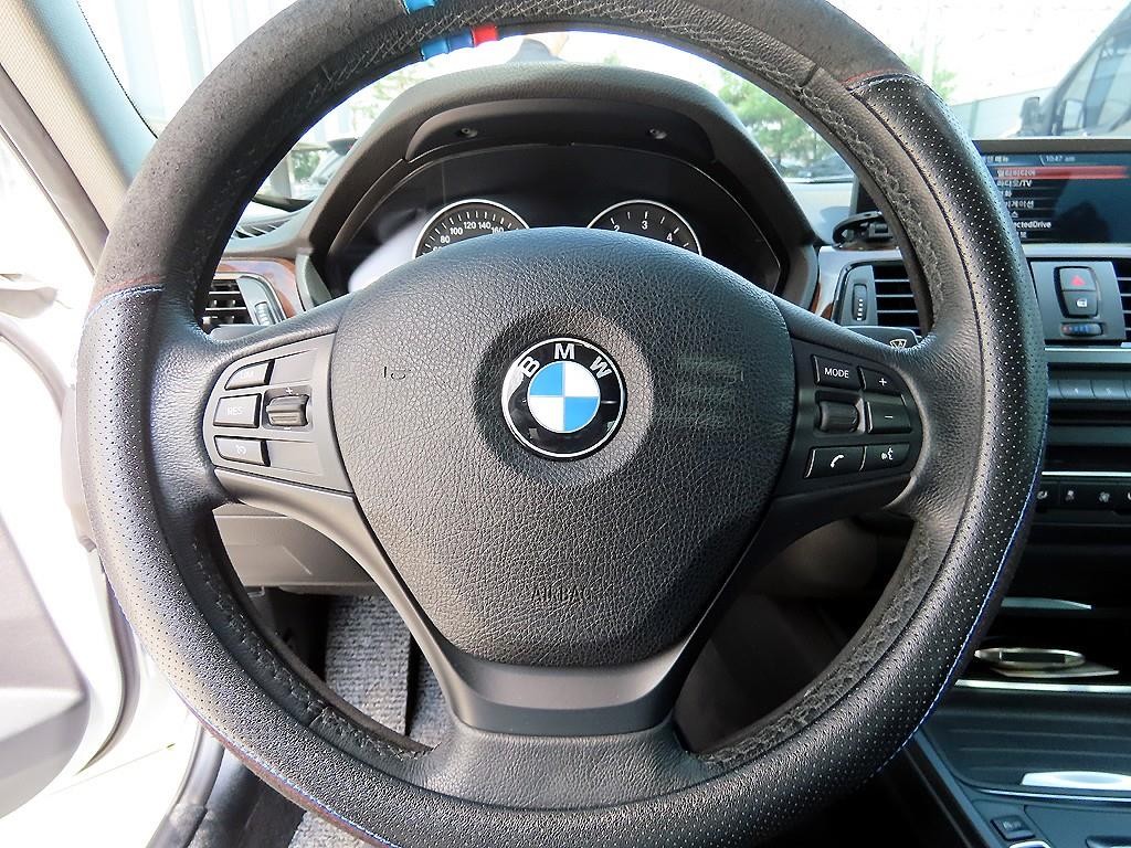 BMW 3시리즈 3시리즈 (F30) 320d xDrive 이미지 8