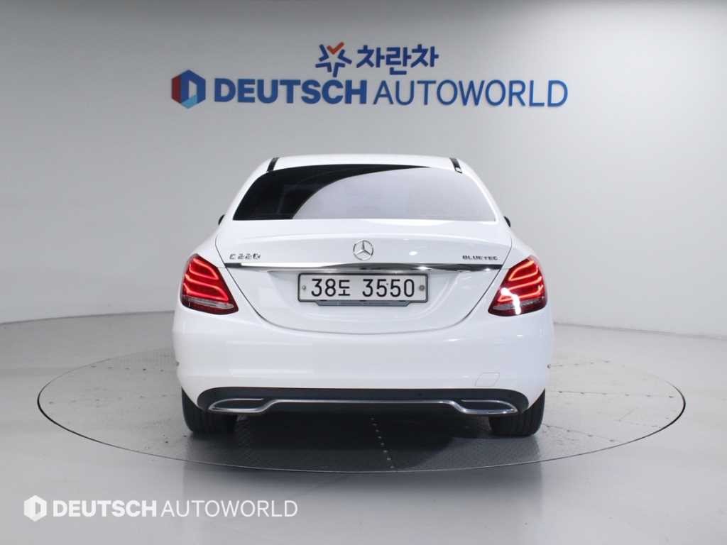 벤츠 C 클래스 C클래스 W205 C220 블루텍 아방가르드 이미지 4