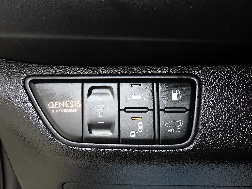 제네시스 G70 3.3T 스포츠 AWD 슈프림 이미지 13