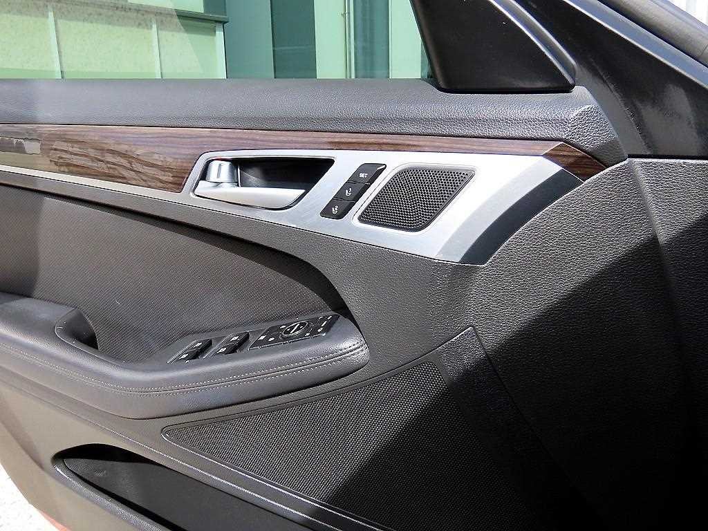 제네시스 G80 3.3 GDI AWD 럭셔리 이미지 12