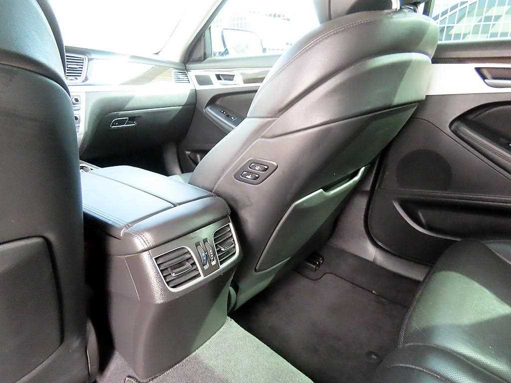 제네시스 G80 3.3 GDI AWD 럭셔리 이미지 15