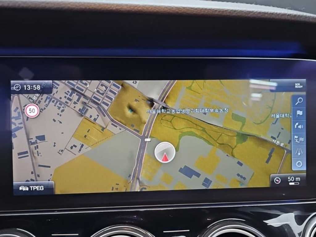 벤츠 E 클래스 E-클래스 W213 E400 4MATIC 익스클루시브 이미지 8