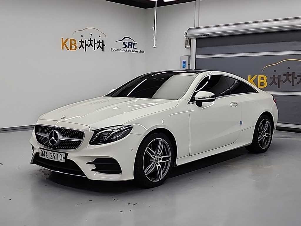 벤츠 E 클래스 E-클래스 W213 E220d 쿠페 이미지 1