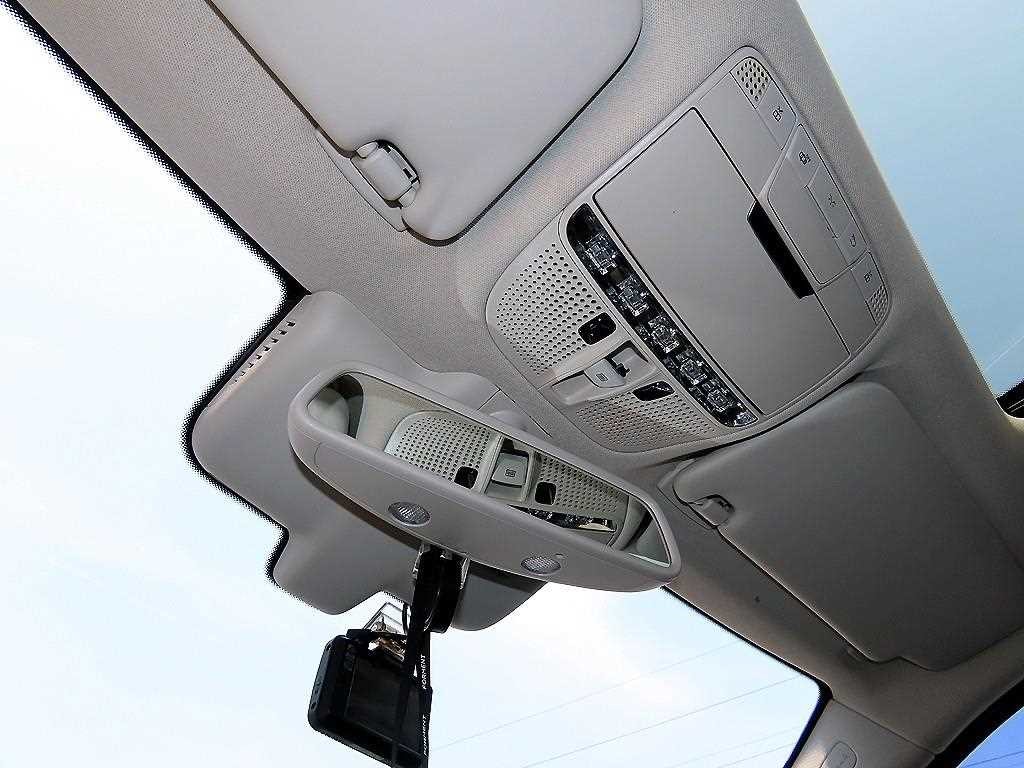 벤츠 C 클래스 C클래스 W204 C220 CDI 4MATIC 이미지 16