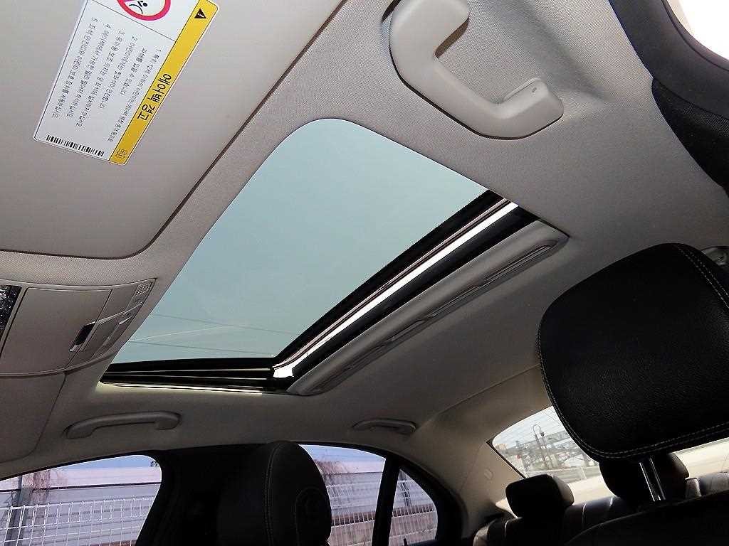 벤츠 C 클래스 C클래스 W204 C220 CDI 4MATIC 이미지 18