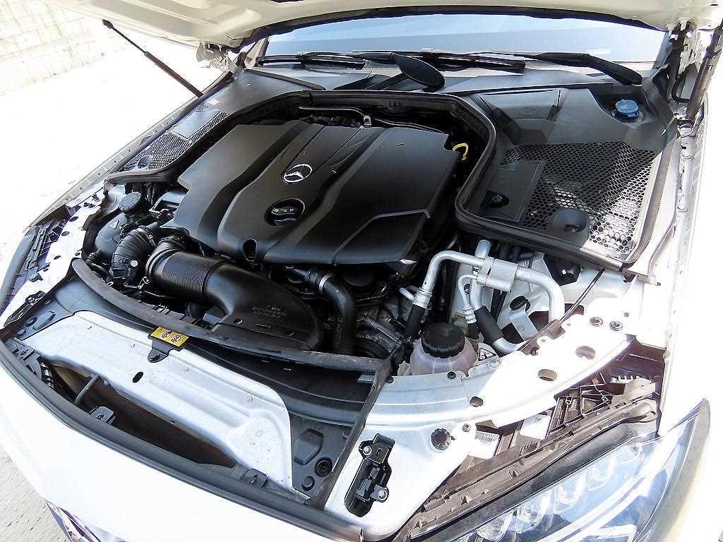 벤츠 C 클래스 C클래스 W204 C220 CDI 4MATIC 이미지 19