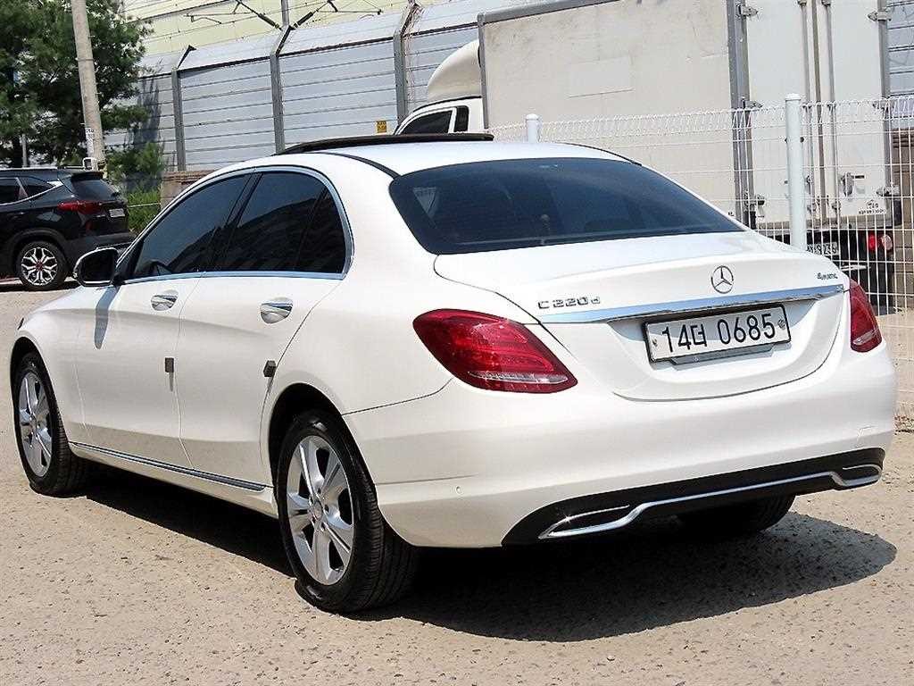 벤츠 C 클래스 C클래스 W204 C220 CDI 4MATIC 이미지 3