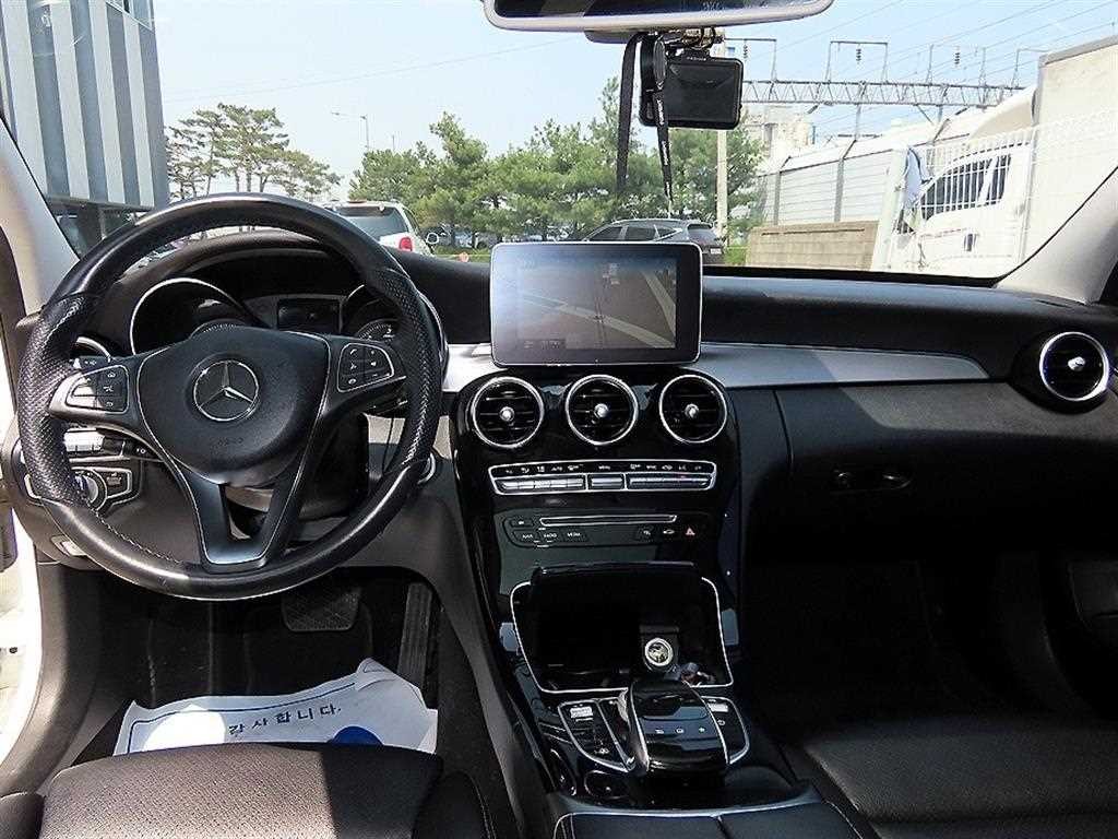 벤츠 C 클래스 C클래스 W204 C220 CDI 4MATIC 이미지 7