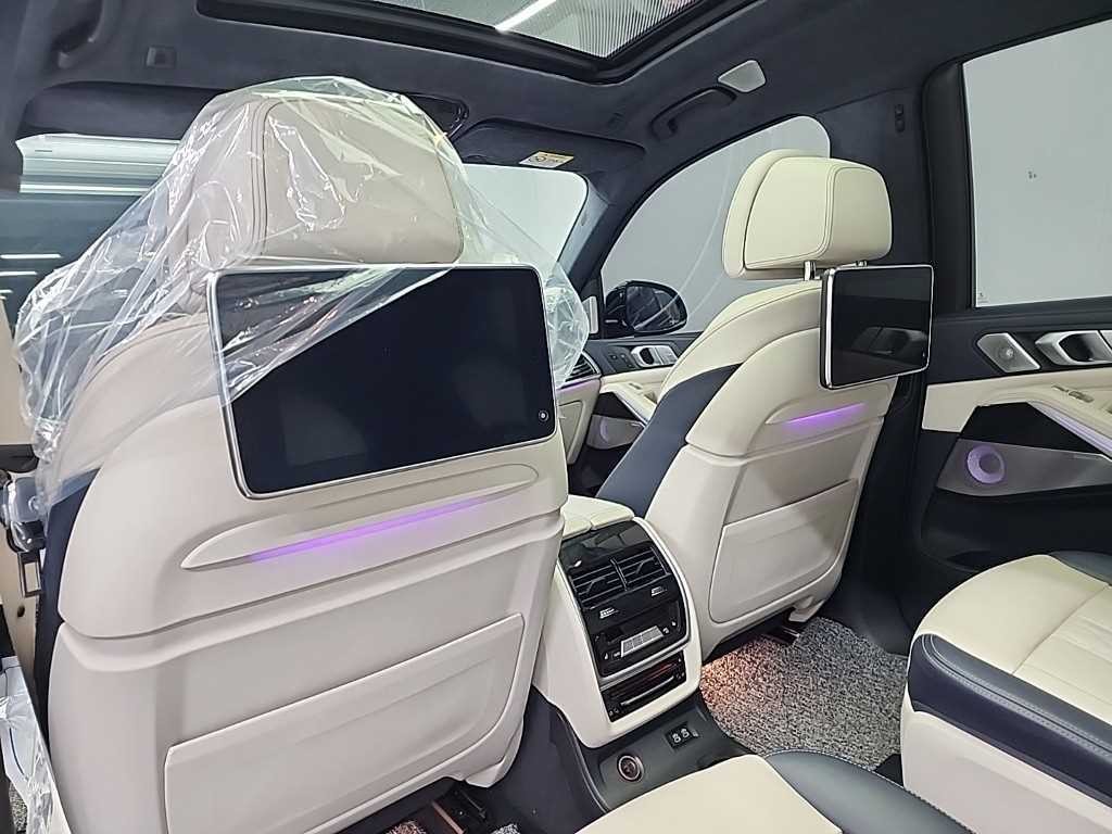 BMW X7 X7 (G07) M50i 이미지 14