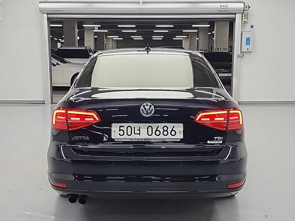 폭스바겐 제타 뉴 제타 2.0 TDI 블루모션 프리미엄 이미지 3