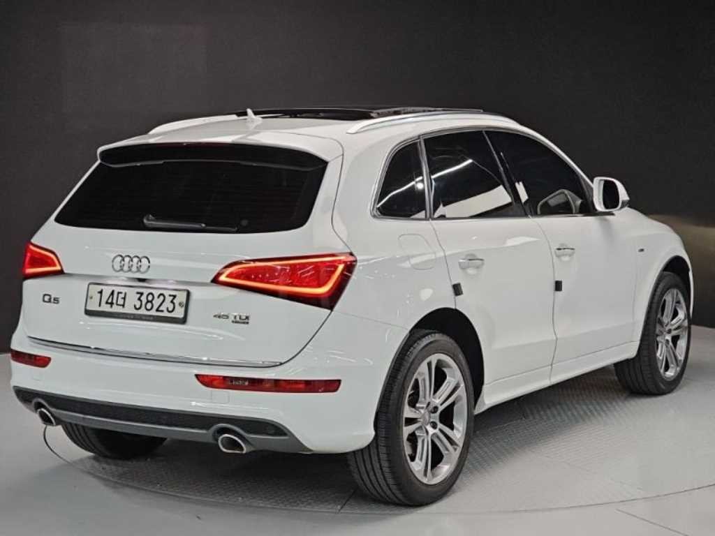 아우디 Q5 45 TDI 콰트로 다이나믹 이미지 3