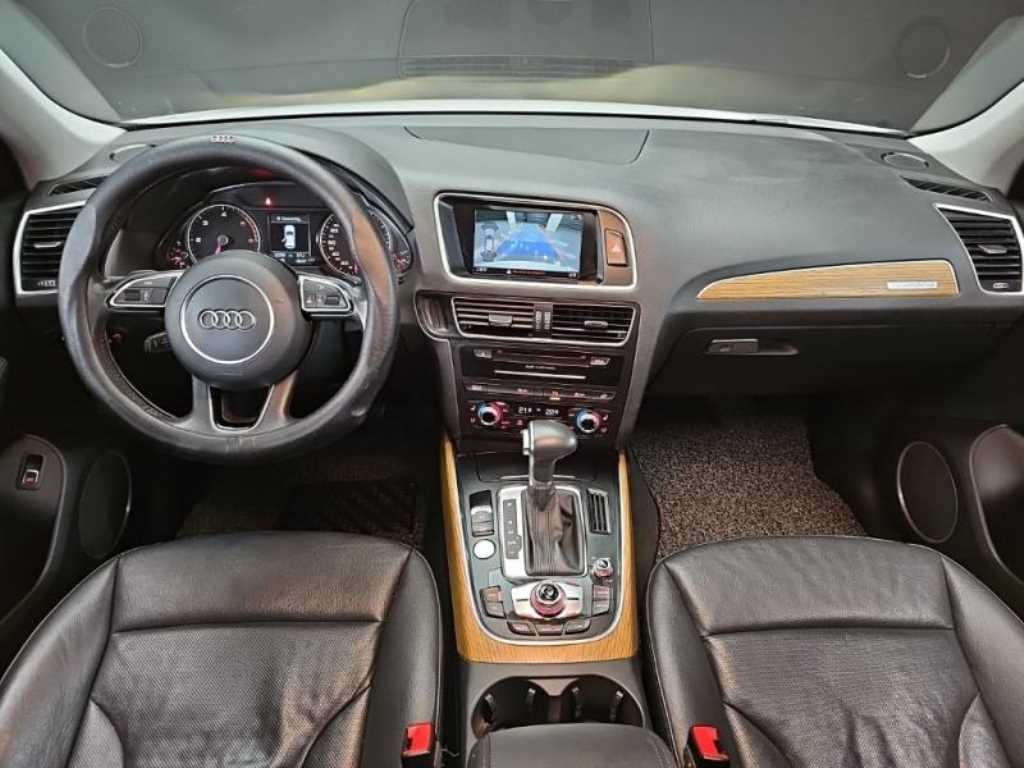 아우디 Q5 45 TDI 콰트로 다이나믹 이미지 5