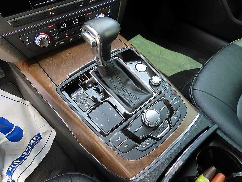 아우디 A7 3.0 TFSI 콰트로 다이나믹 이미지 11